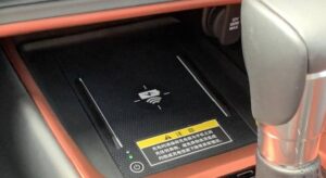 Honda XR-V 2023/شارژ بی سیم تلفن همراه هوندا XR-V