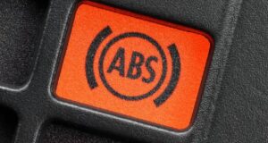 سیستم ترمز ضد قفل یا ABS