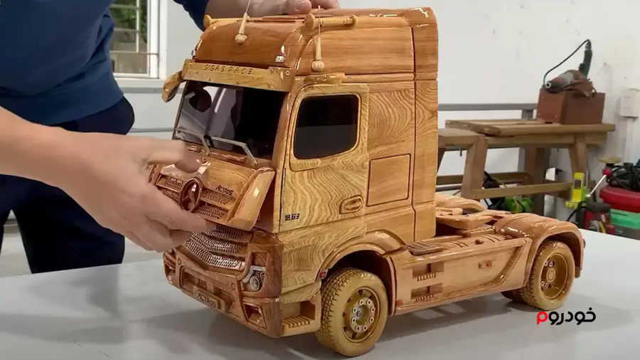 ساخت کامیون آکتروس 2023 با چوب